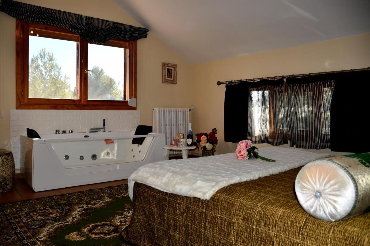 Hospederia Casa Martell Hotel Daroca Buitenkant foto