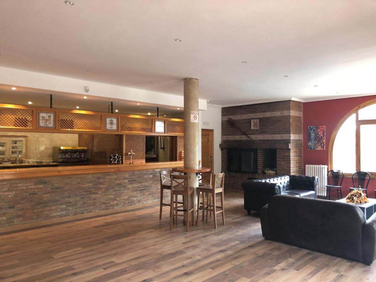 Hospederia Casa Martell Hotel Daroca Buitenkant foto